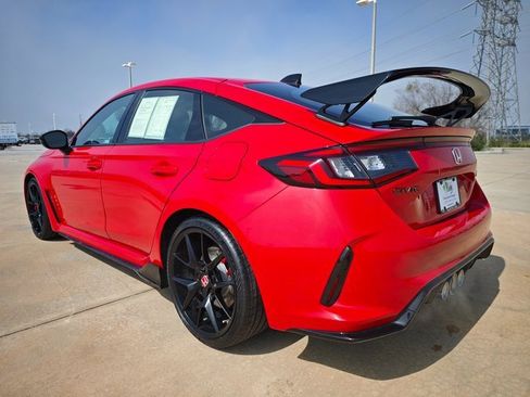 Certified 2024 Honda Civic Type R image 5