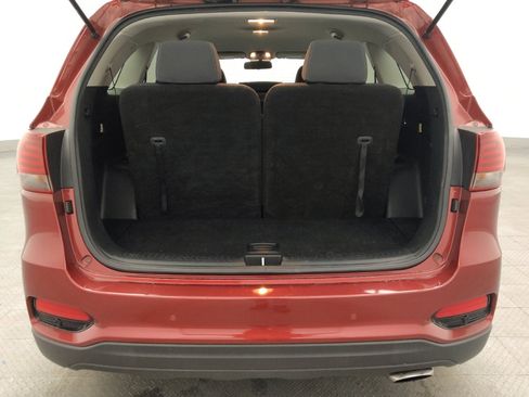 Used 2019 Kia Sorento S image 29