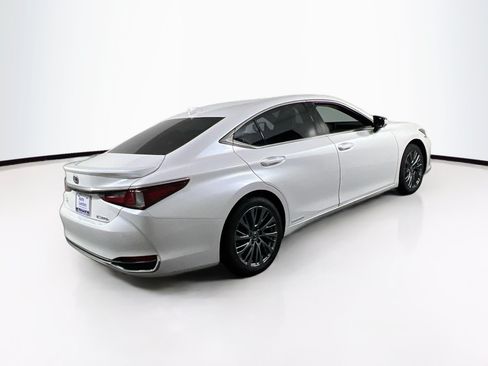 Used 2021 Lexus ES 300h w/ Premium Package FWD image 5