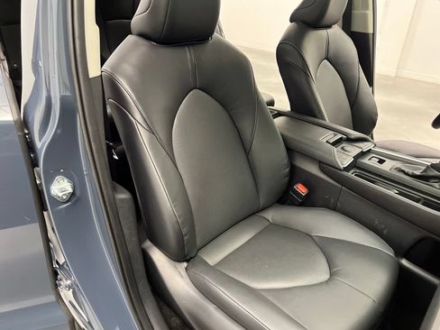 Used 2025 Toyota Grand Highlander FWD image 31