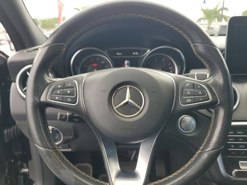 Used 2018 Mercedes-Benz GLA 250 image 18