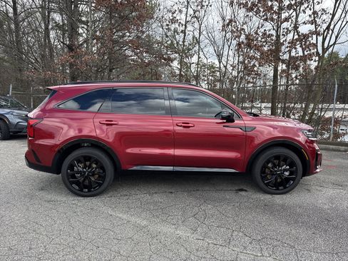 Certified 2023 Kia Sorento SX image 8