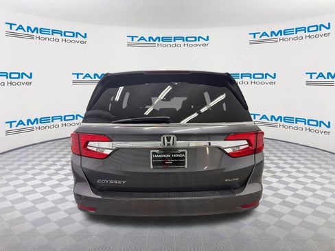Used 2019 Honda Odyssey Elite image 4