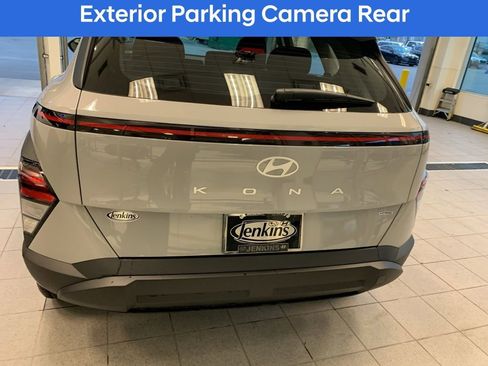 New 2026 Hyundai Kona SE image 4