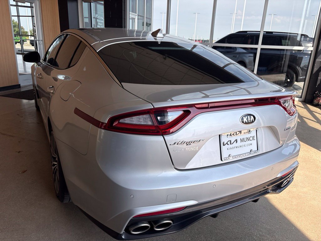 Used 2018 Kia Stinger Premium AWD/4WD image 9