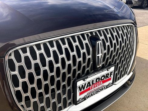 Used 2023 Lincoln Corsair Standard w/ Equipment Group 101A image 35