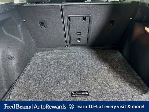 Used 2023 Volkswagen Taos SEL AWD/4WD image 33
