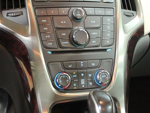 Used 2016 Buick Verano Convenience FWD image 20
