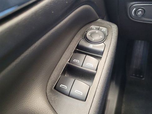 Used 2021 Chevrolet Equinox LT FWD image 27