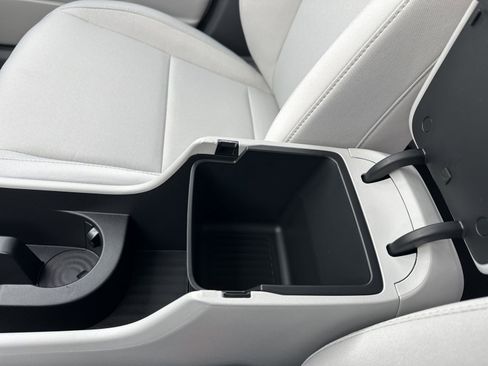 New 2026 Hyundai Kona SE image 49