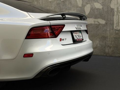 Used 2014 Audi RS 7 Prestige image 10