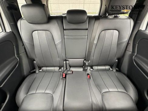 Used 2023 Mercedes-Benz GLB 250 image 16