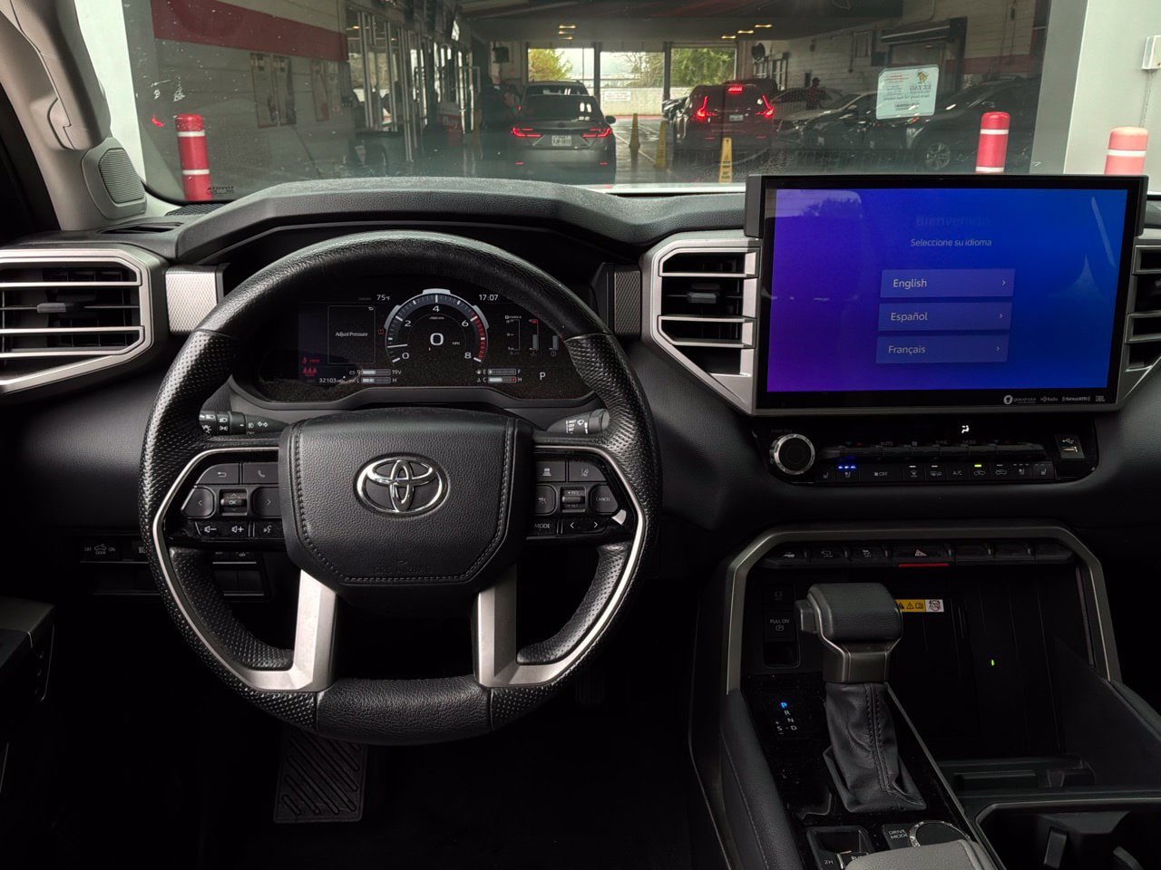 Used 2024 Toyota Tundra Limited AWD/4WD image 16