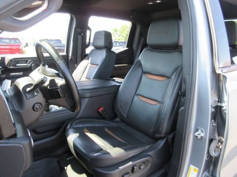Certified 2024 GMC Sierra 1500 AT4 w/ Technology Package AWD/4WD image 20