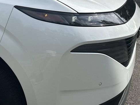 Certified 2025 Nissan Murano SV AWD/4WD image 10
