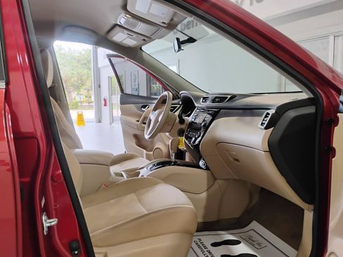 Used 2015 Nissan Rogue S FWD image 94