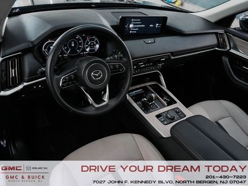 Used 2024 MAZDA CX-90 Plug-In Hybrid w/ Preferred image 16