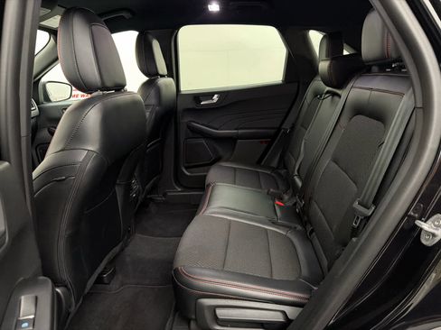 Used 2023 Ford Escape ST-Line Elite AWD/4WD image 16