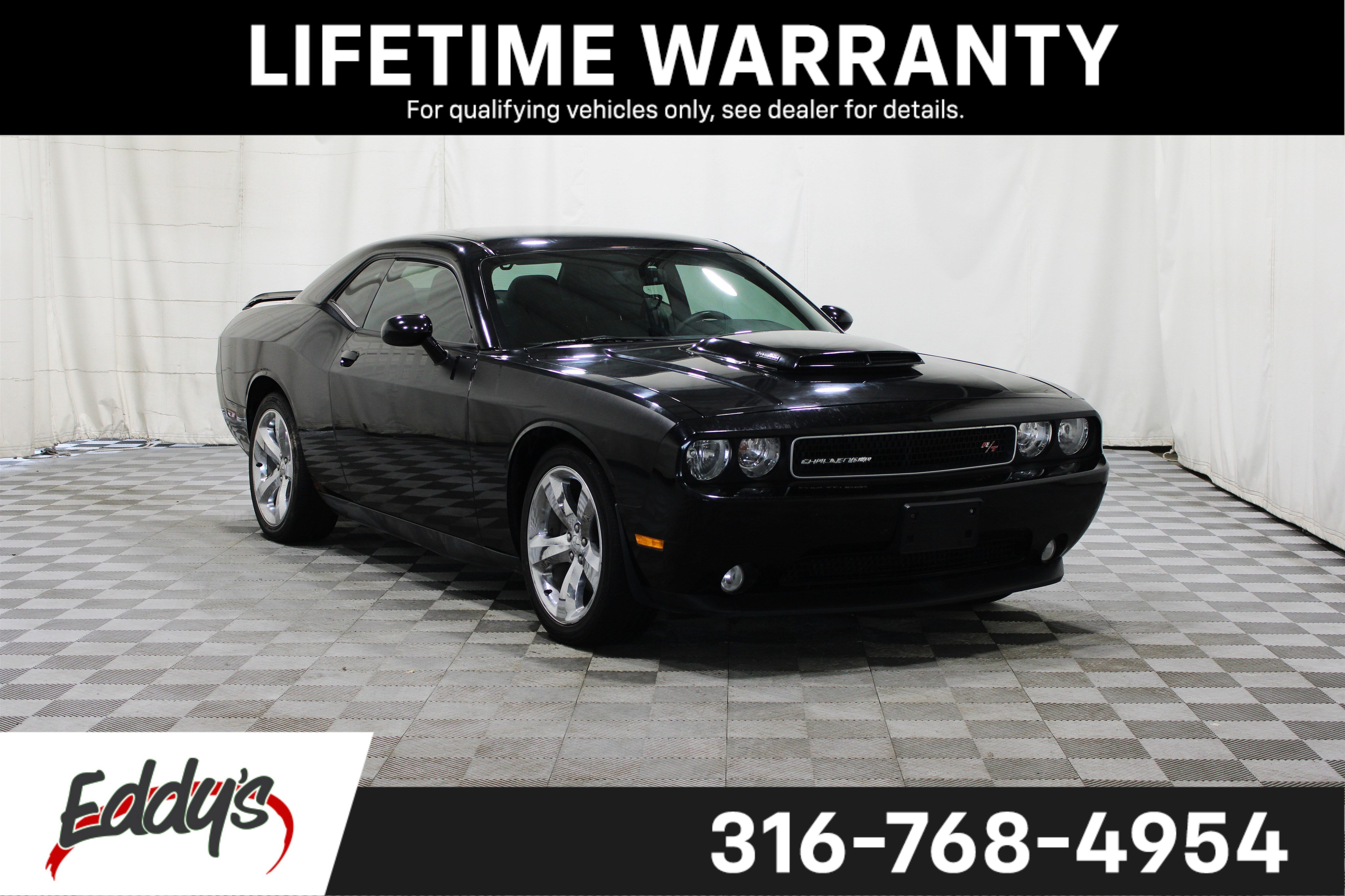 Used 2012 Dodge Challenger R/T RWD image 1