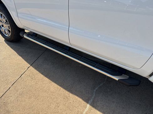 Used 2022 Ford Ranger Lariat w/ Equipment Group 501A High image 13