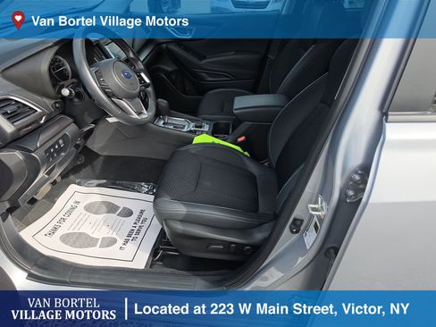 Used 2021 Subaru Forester Premium AWD/4WD image 9