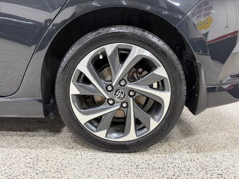 Used 2017 Toyota Corolla iM FWD image 13