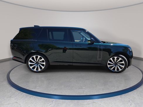 New 2026 Land Rover Range Rover Long Wheelbase Autobiography AWD/4WD image 4