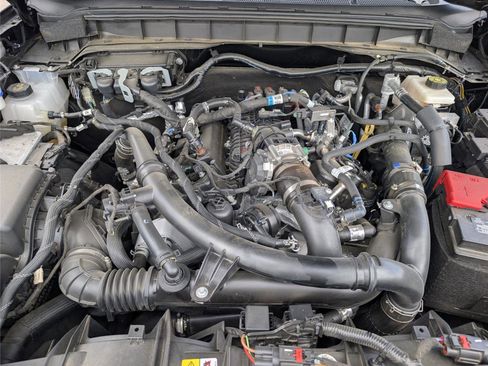 Used 2024 Ford Bronco Wildtrak image 31