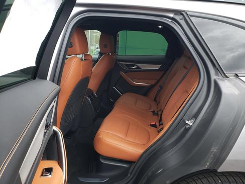 New 2026 Jaguar F-PACE R-Dynamic S AWD/4WD image 11