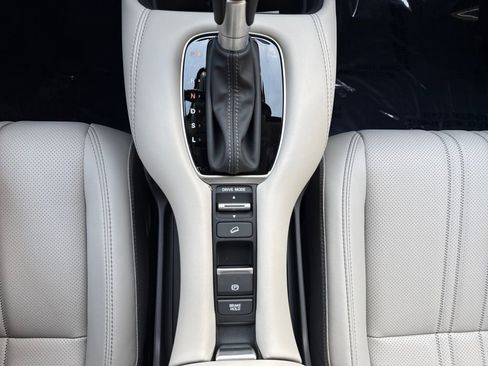 New 2026 Honda HR-V EX-L image 19