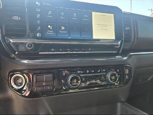 Used 2024 Chevrolet Silverado 3500 High Country w/ High Country Premium Package image 14