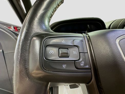 Used 2021 GMC Sierra 3500 AT4 w/ AT4 Preferred Package AWD/4WD image 37