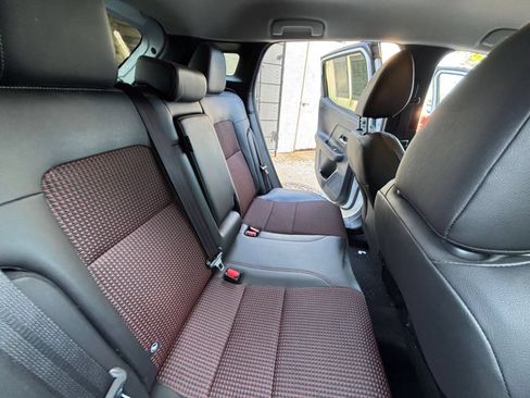 Used 2026 Nissan Kicks SR FWD image 18
