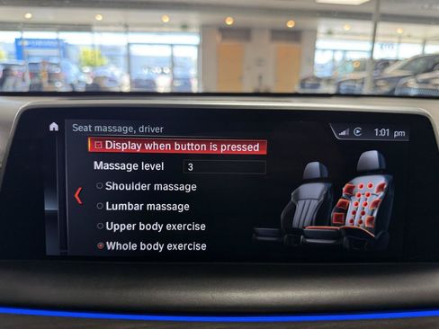 Used 2018 BMW 750i RWD image 24
