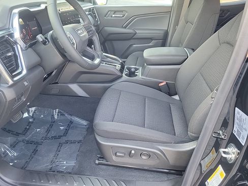 New 2025 GMC Canyon Elevation w/ Convenience Package image 9