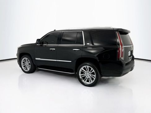 Used 2020 Cadillac Escalade Luxury w/ LPO, Radiant Package AWD/4WD image 7