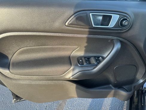 Used 2017 Ford Fiesta ST FWD image 11