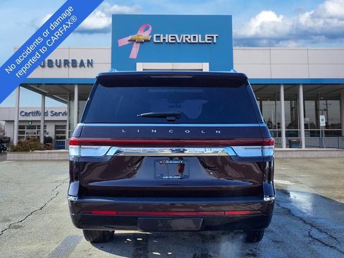 Used 2023 Lincoln Navigator Reserve image 7