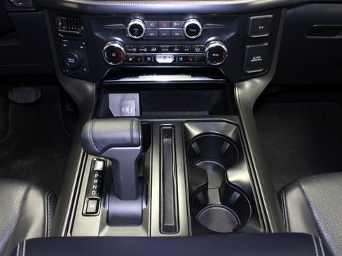 Used 2025 Ford F150 Lariat AWD/4WD image 23