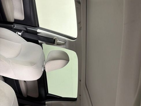 Used 2017 Subaru Forester 2.5i Premium AWD/4WD image 14