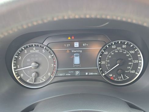 Certified 2024 Nissan Armada Platinum w/ Captain's Chairs Package image 37