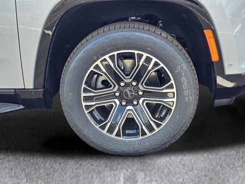 New 2026 Jeep Grand Wagoneer 2WD image 6