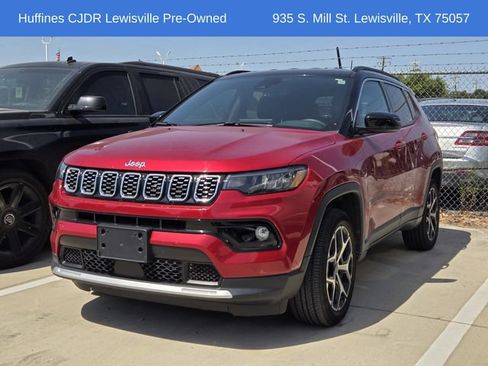Certified 2025 Jeep Compass Limited AWD/4WD image 3