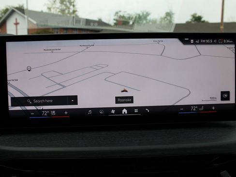 New 2025 BMW 330i xDrive Sedan w/ M Sport Package image 19