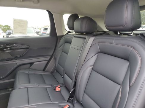 New 2026 Lincoln Nautilus Premier AWD/4WD image 11