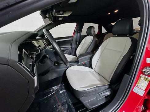 Used 2020 Volkswagen Jetta R-Line image 12
