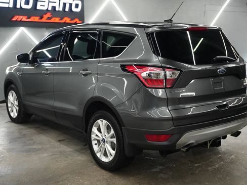 Used 2017 Ford Escape SE FWD image 18