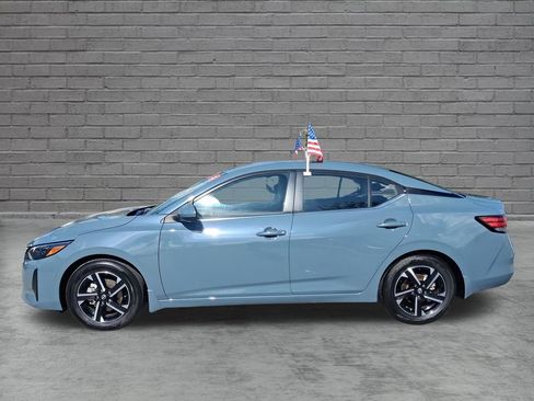 Used 2025 Nissan Sentra SV w/ All-Weather Package FWD image 5