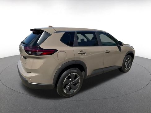 Used 2025 Nissan Rogue SV AWD/4WD image 15