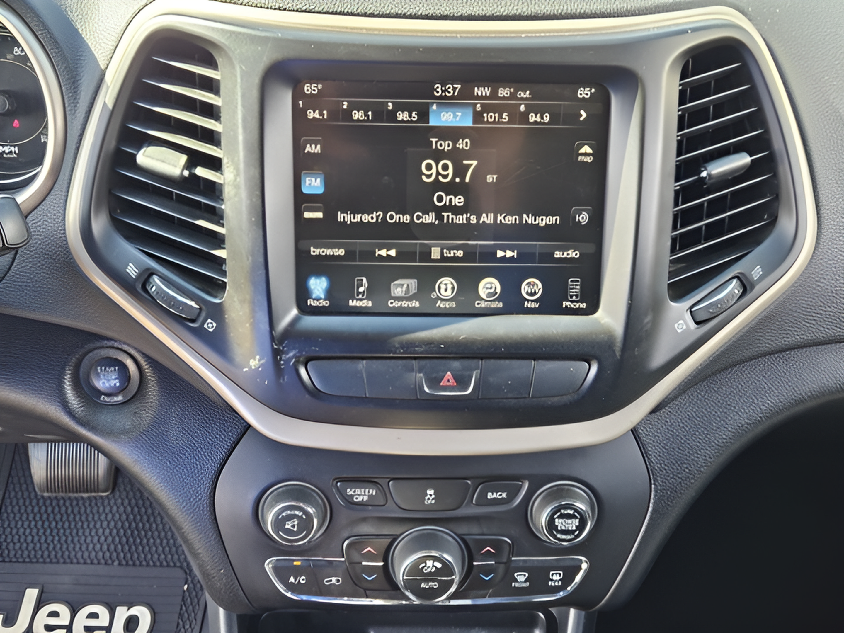 Used 2014 Jeep Cherokee Limited w/ Trailer Tow Group FWD image 18